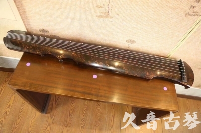 香港岛●久音古琴  ●臻品推荐 20230729 [犀牛皮纹伏羲式]